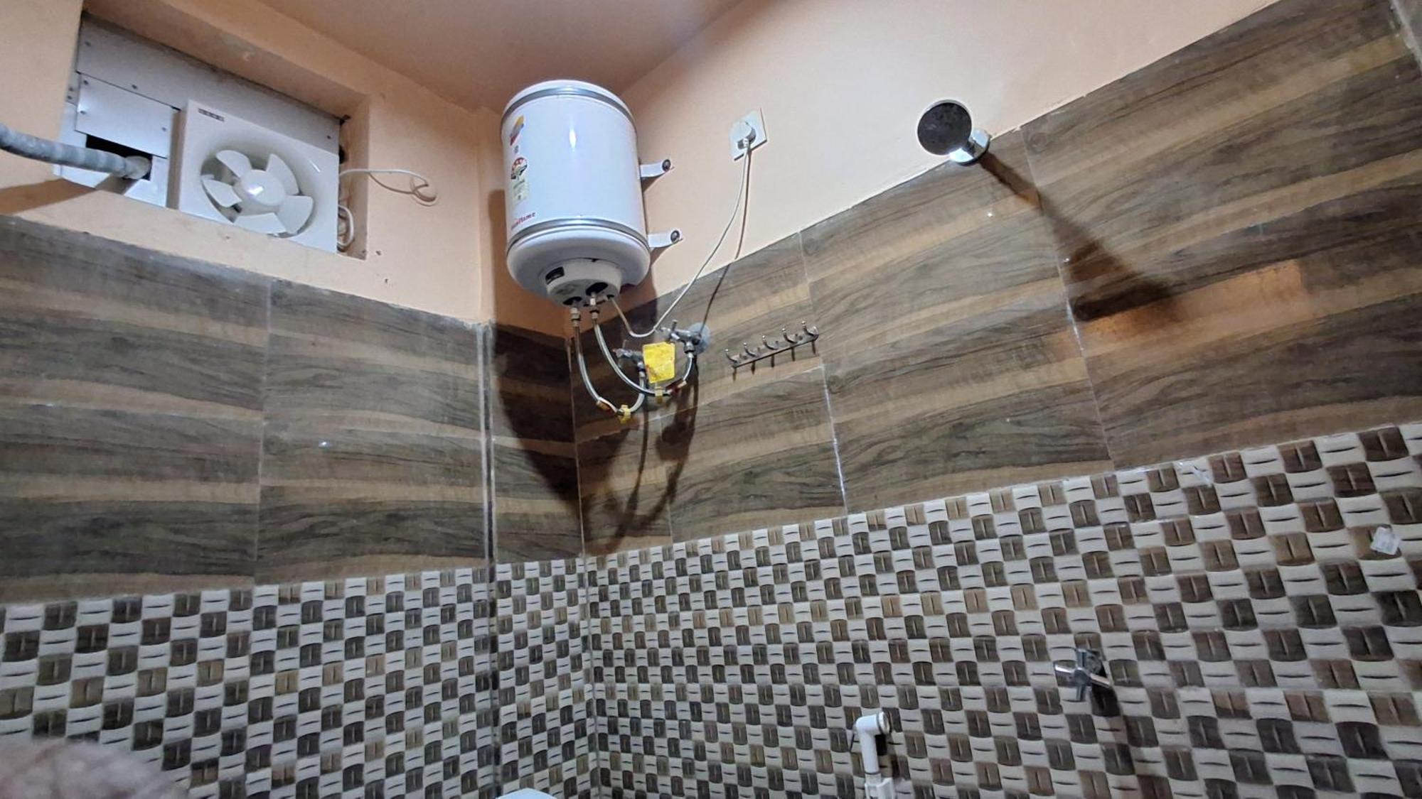 Shree Balaji Paying Guest House Varanasi Exterior photo