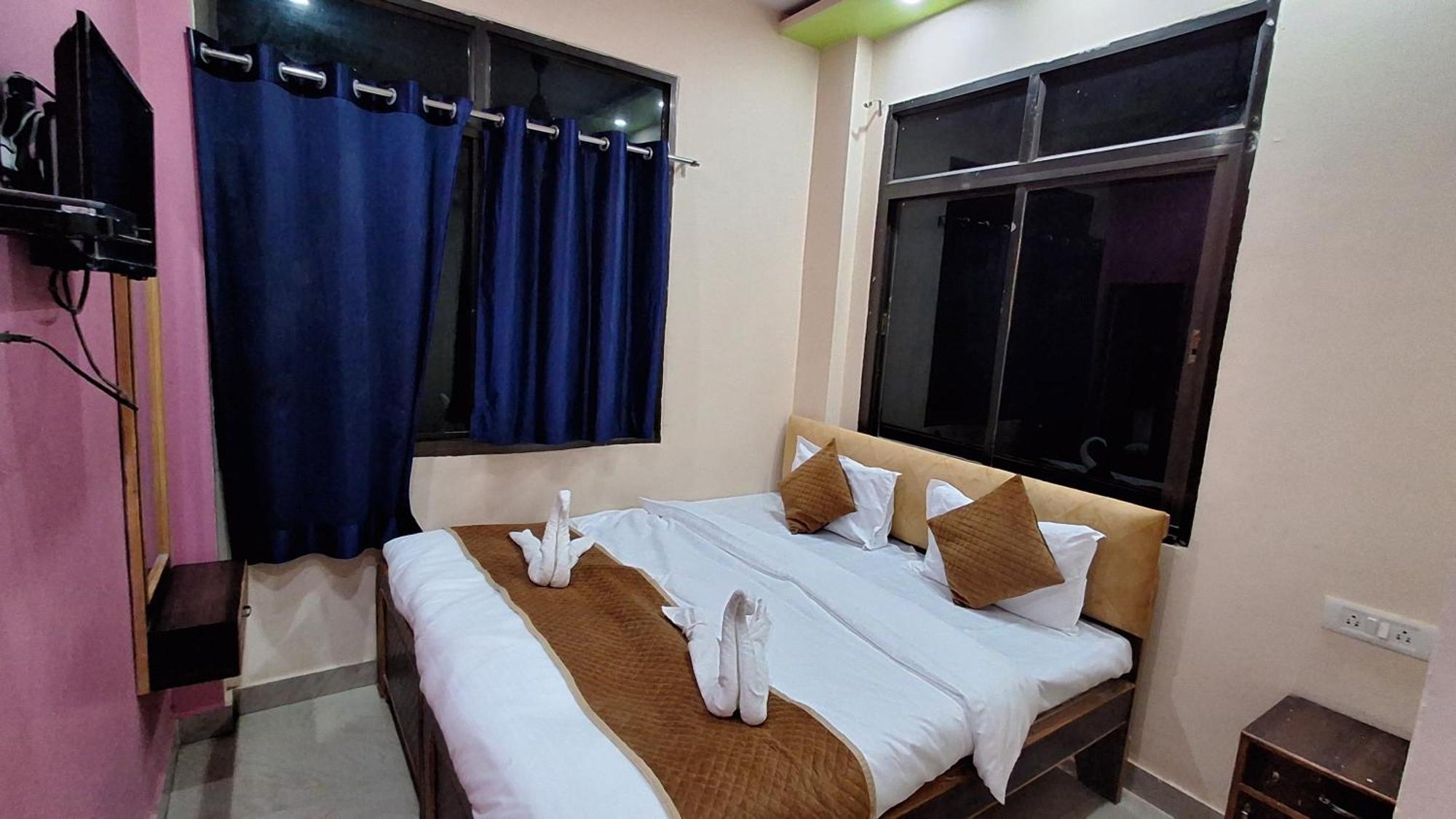 Shree Balaji Paying Guest House Varanasi Exterior photo